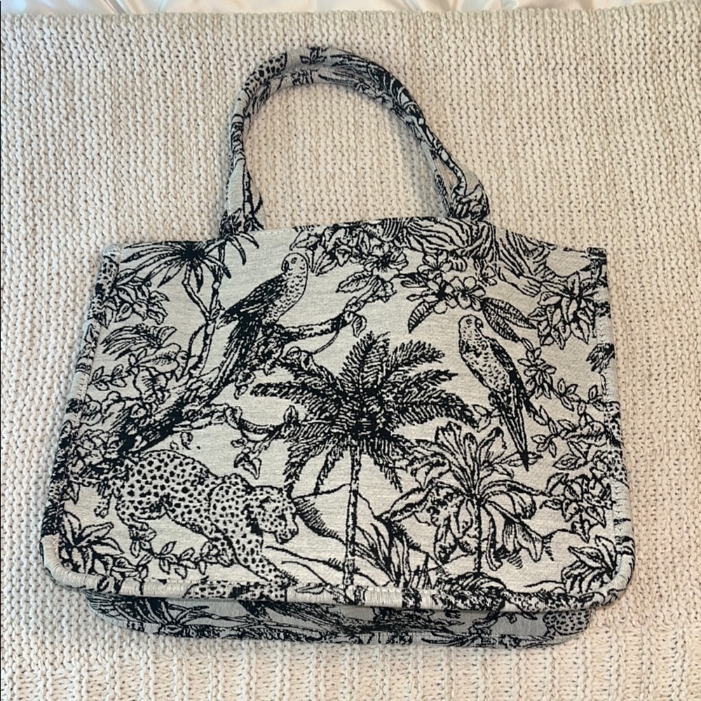 Beachy tote